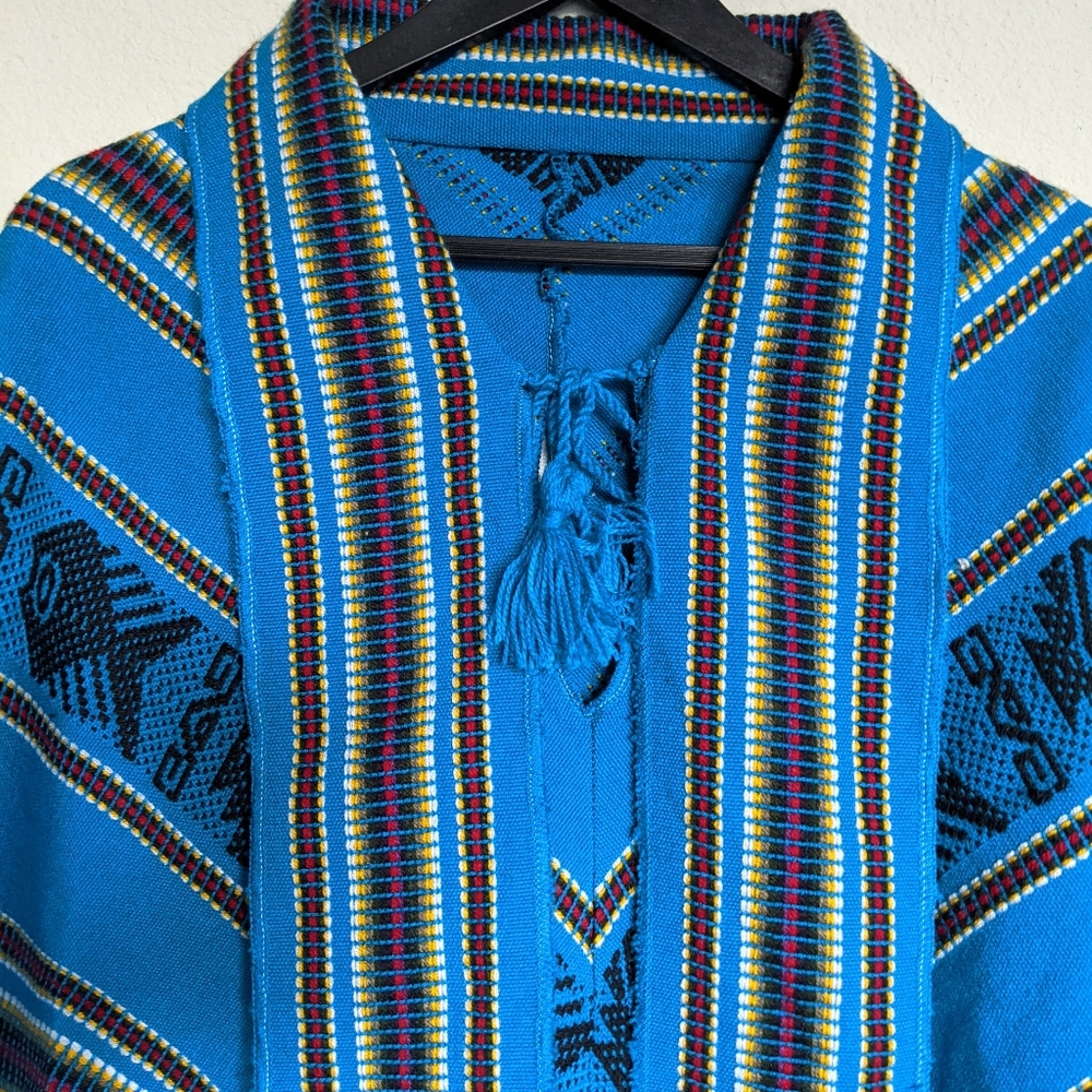 SOLD 🤠 Turquoise western wool Aztec poncho cape - Picture 5 of 6